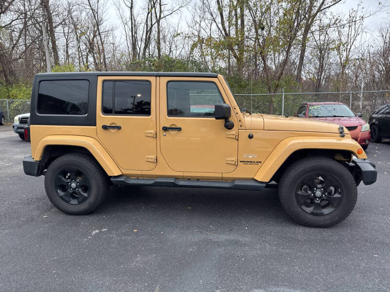 2014 Jeep Wrangler Unlimited null photo 8