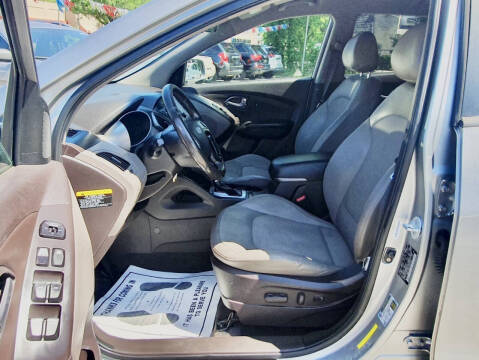 2014 Hyundai Tucson SE