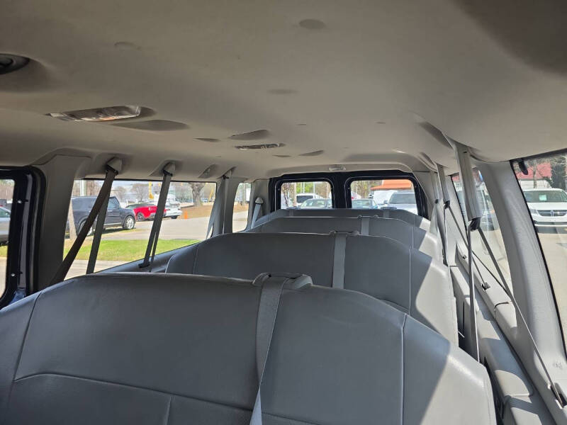 2014 Ford E-Series E-350 SD XL