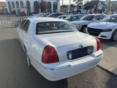 2007 Lincoln Town Car Signature