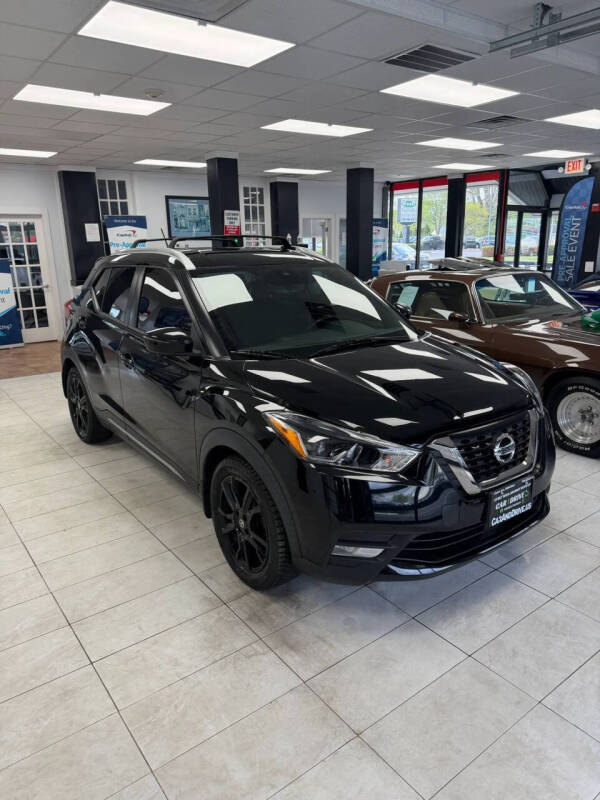 2020 Nissan Kicks SR