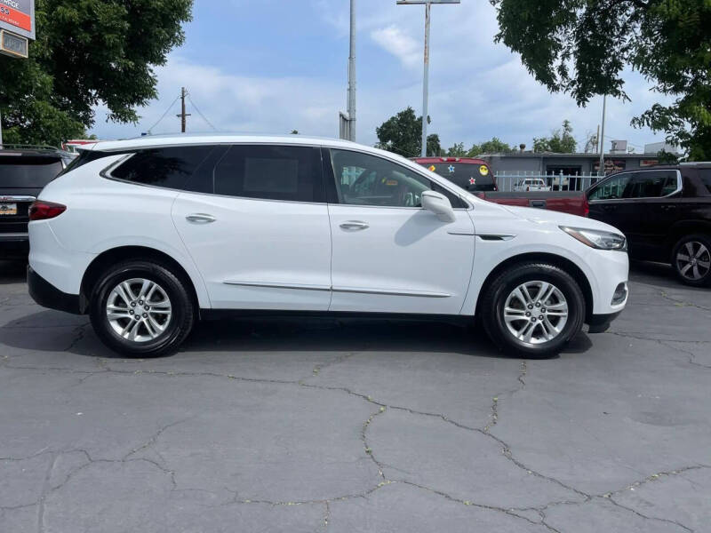 2019 Buick Enclave Essence