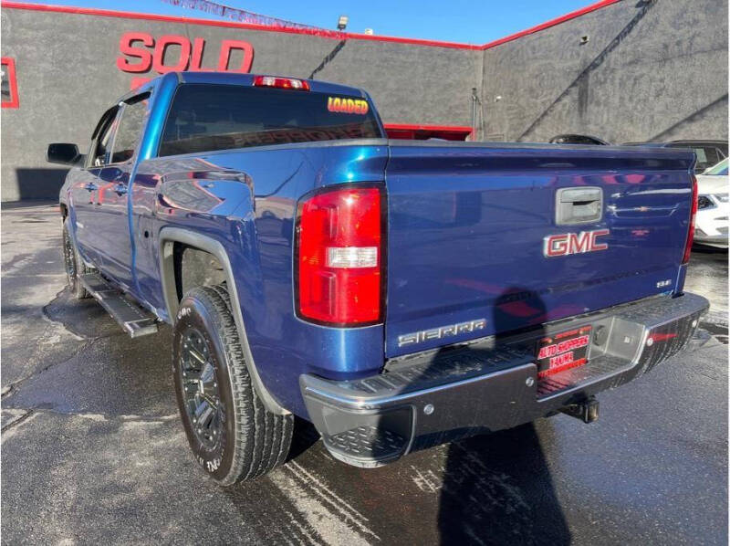 2018 GMC Sierra 1500 SLE photo 5