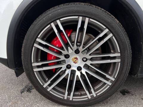 2015 Porsche Cayenne Turbo