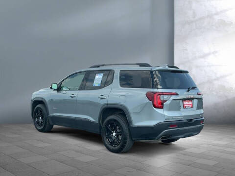 2023 GMC Acadia AT4