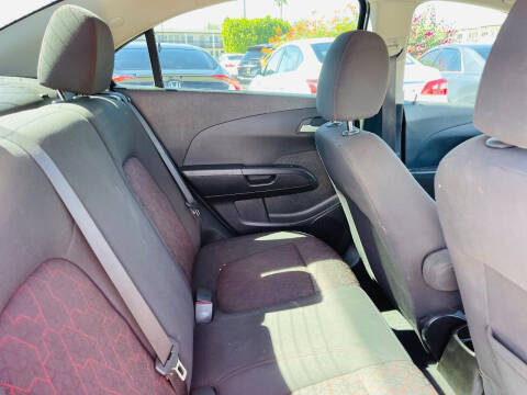 2018 Chevrolet Sonic LT Auto