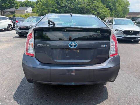 2014 Toyota Prius Two