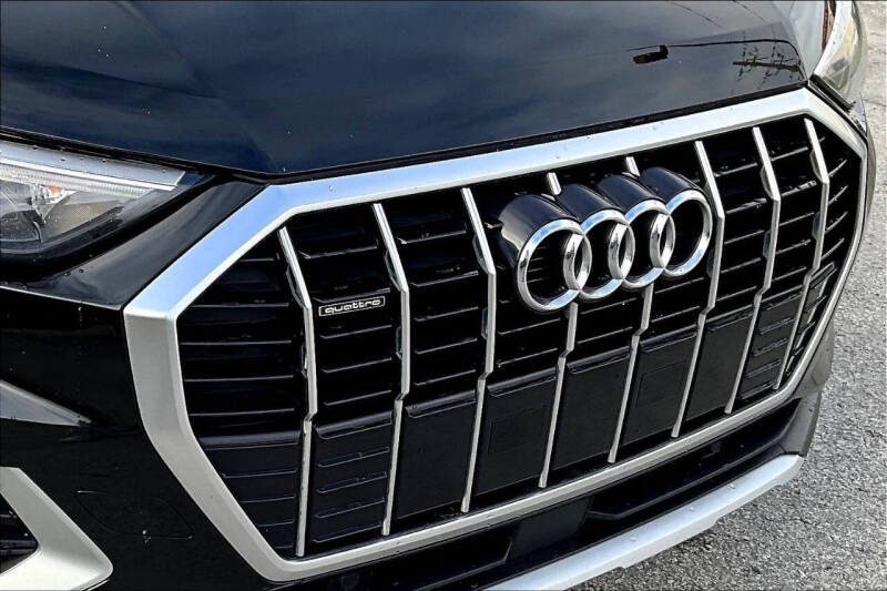 2023 Audi Q3 quattro Premium Plus 40 TFSI