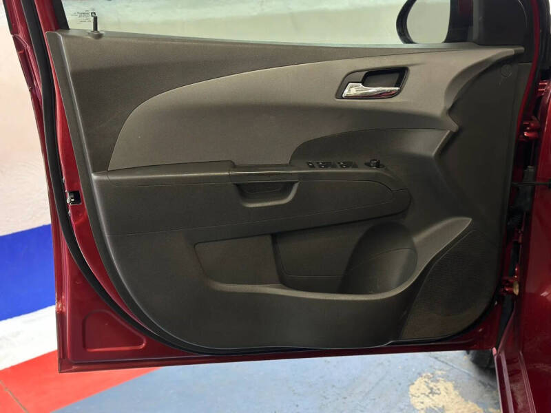 2012 Chevrolet Sonic LT