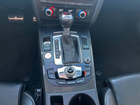 2015 Audi RS 5 4.2 quattro
