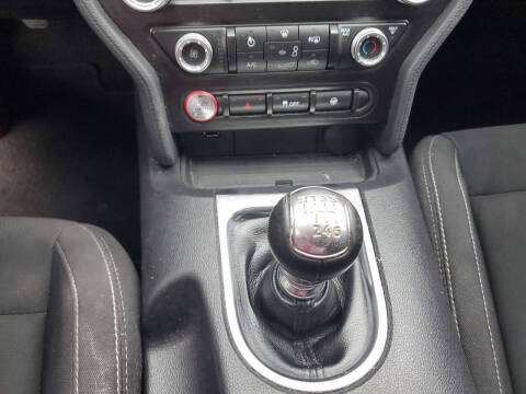 2019 Ford Mustang EcoBoost