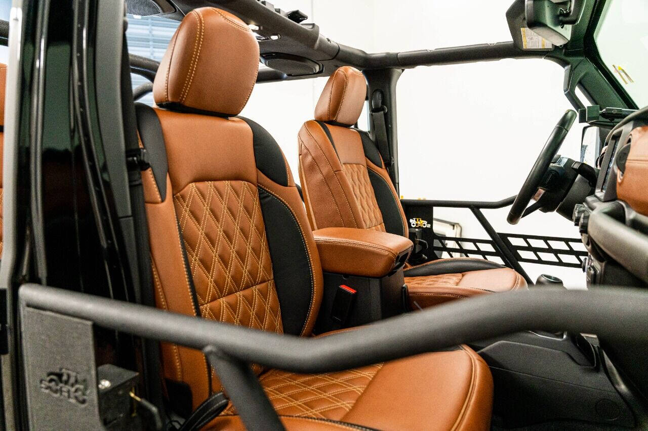 2020 JEEP Gladiator Pickup - $54,999