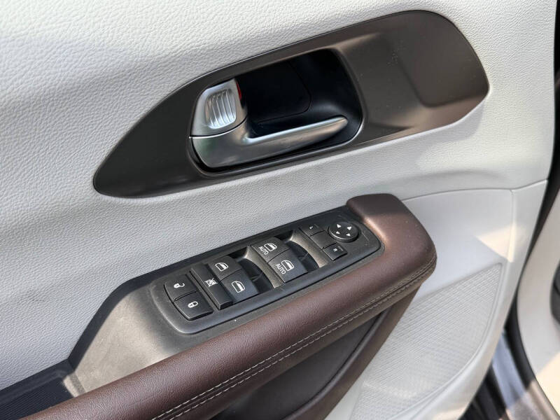 2019 Chrysler Pacifica Touring L