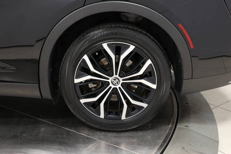 2023 Toyota Crown Limited