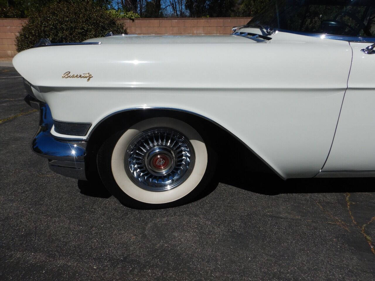 1957 Cadillac Eldorado Biarritz 10