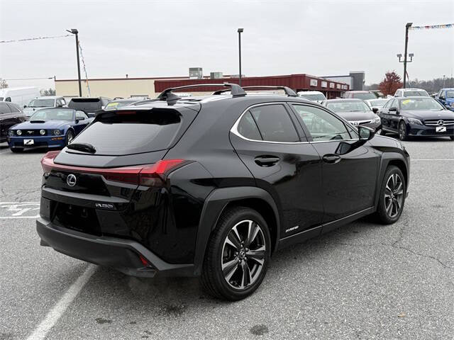 2019 Lexus UX 250h Luxury