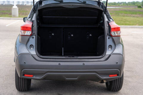 2020 Nissan Kicks SV