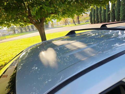 2020 Toyota Highlander LE