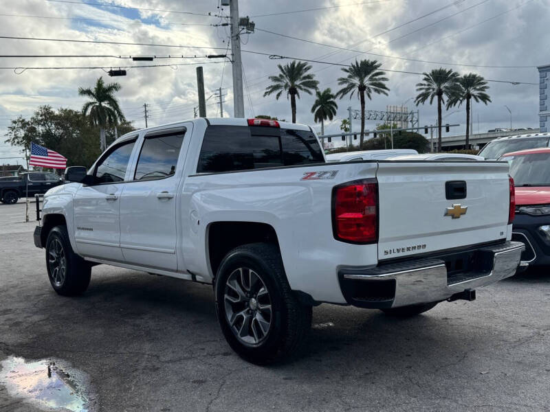 2016 Chevrolet Silverado 1500 LT photo 6