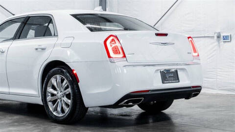 2022 Chrysler 300 Touring