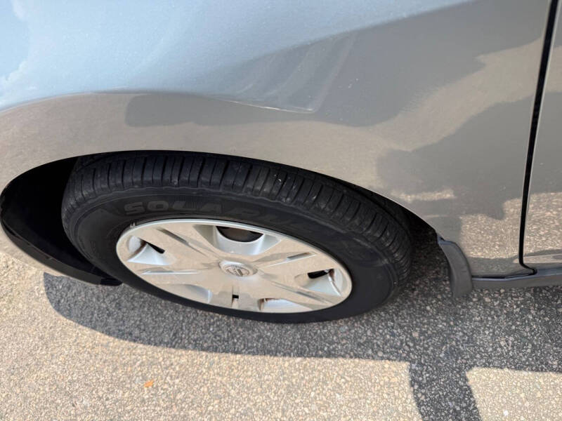 2010 Nissan Versa 1.8 S