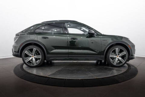 2025 Porsche Macan 4 Electric