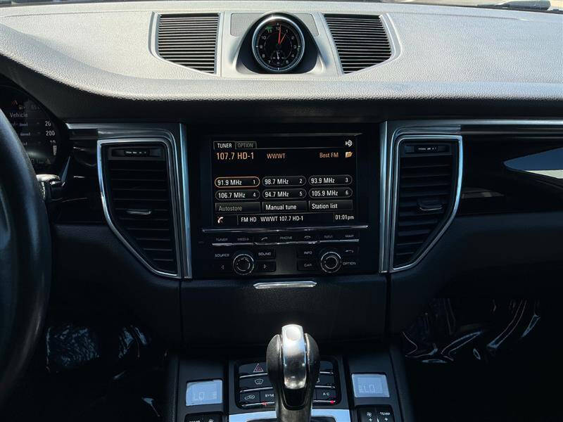 2015 Porsche Macan S
