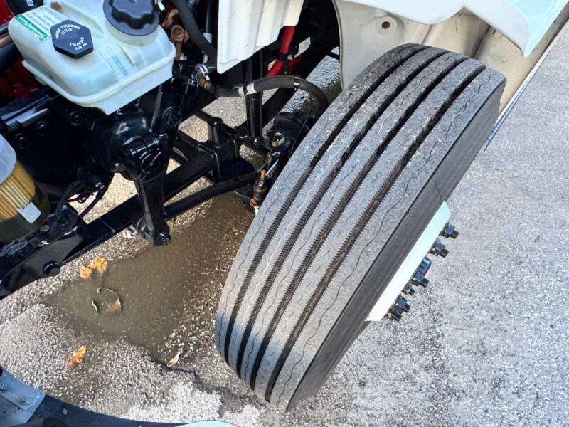 2023 Freightliner M2 106