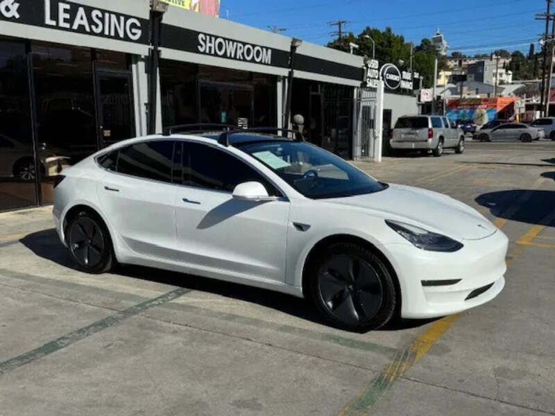 2020 Tesla Model 3 Standard Range