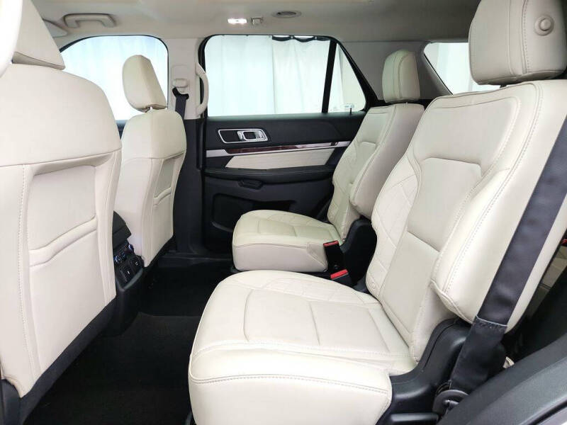 2019 Ford Explorer Platinum