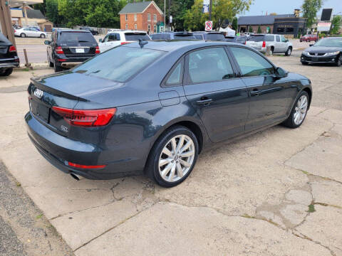 2017 Audi A4 2.0T quattro Premium
