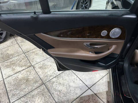 2019 Mercedes-Benz E-Class E 300