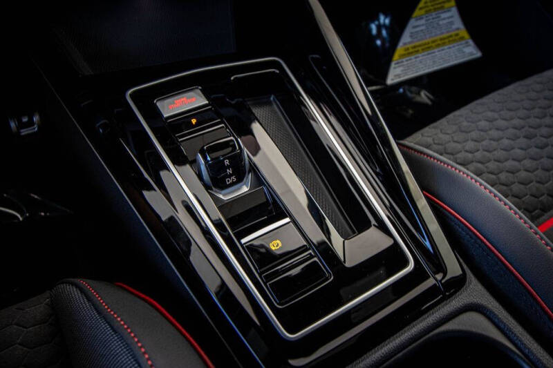 2026 Volkswagen Golf GTI SE