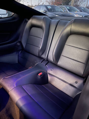 2021 Ford Mustang EcoBoost Premium