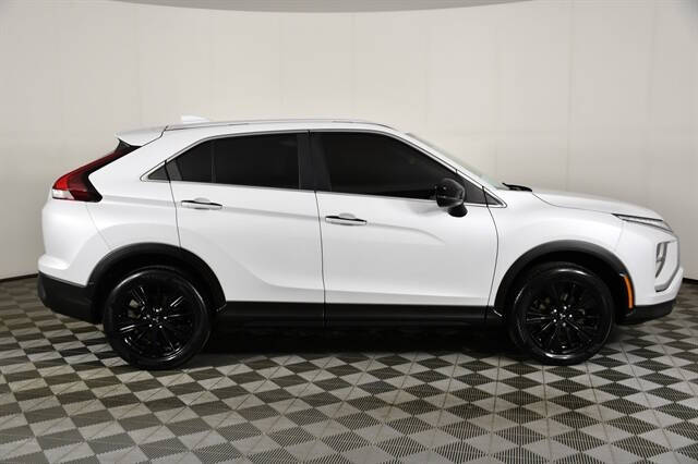 2022 Mitsubishi Eclipse Cross LE