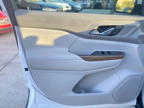 2019 GMC Acadia SLE-1