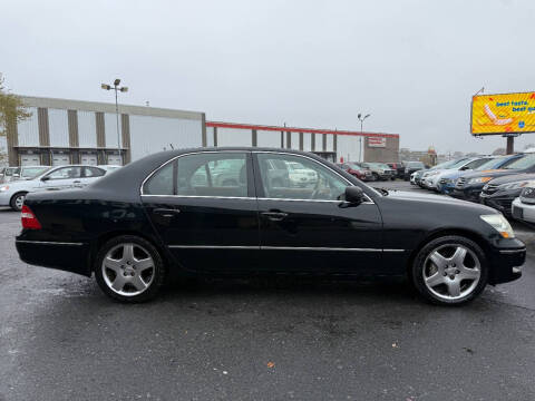 2005 Lexus LS 430
