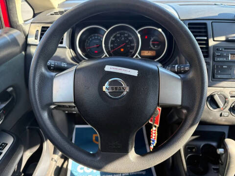 2012 Nissan Versa 1.8 S