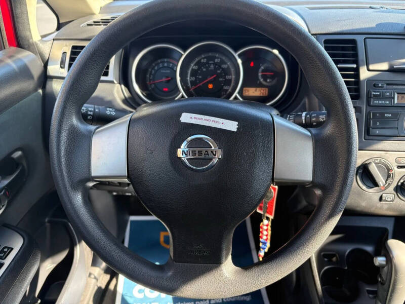 2012 Nissan Versa 1.8 S