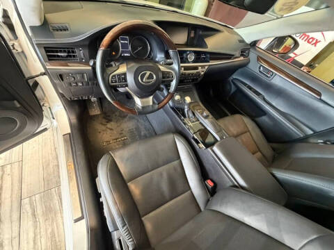 2016 Lexus ES 350