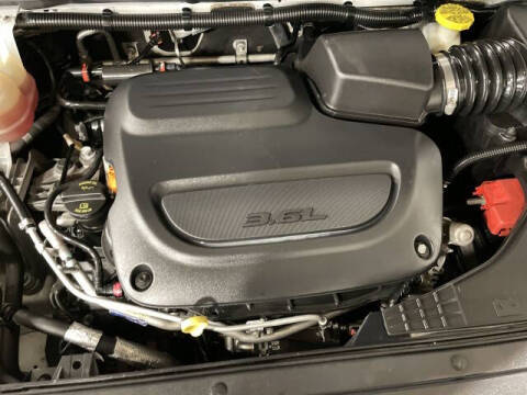 2021 Chrysler Voyager LX