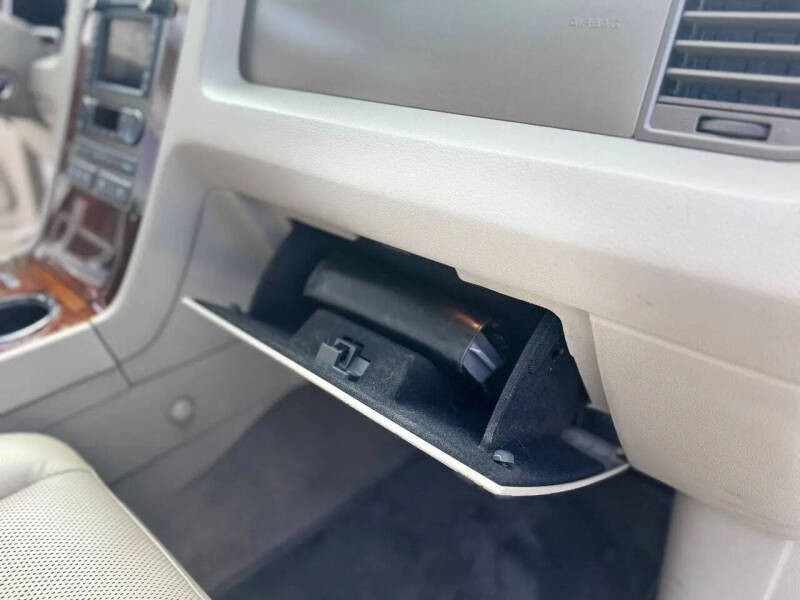 2011 Lincoln Navigator