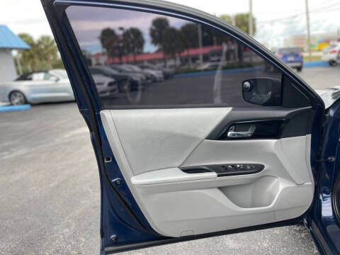 2017 Honda Accord LX