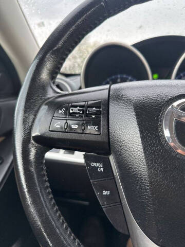 2013 Mazda MAZDA3 i Touring