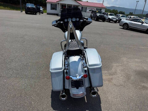 2023 Harley-Davidson Street Glide