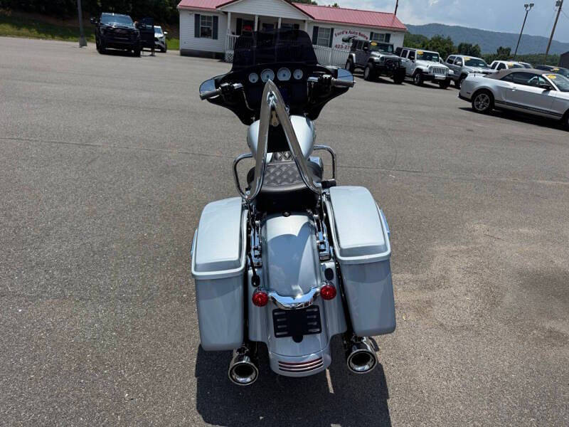 2023 Harley-Davidson Street Glide