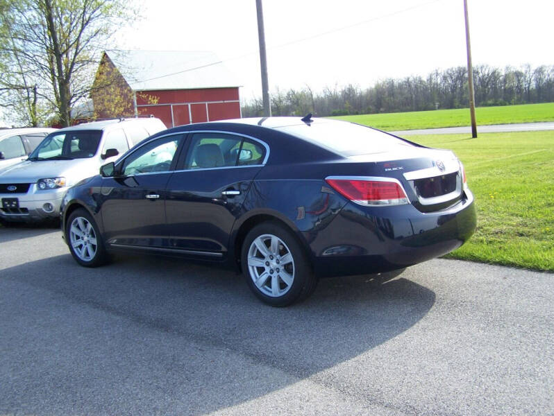 2010 Buick LaCrosse null photo 5