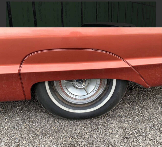 1965 Ford Thunderbird