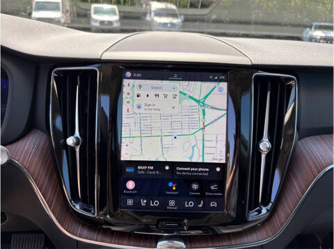 2023 Volvo XC60 Recharge T8 Plus Bright Theme