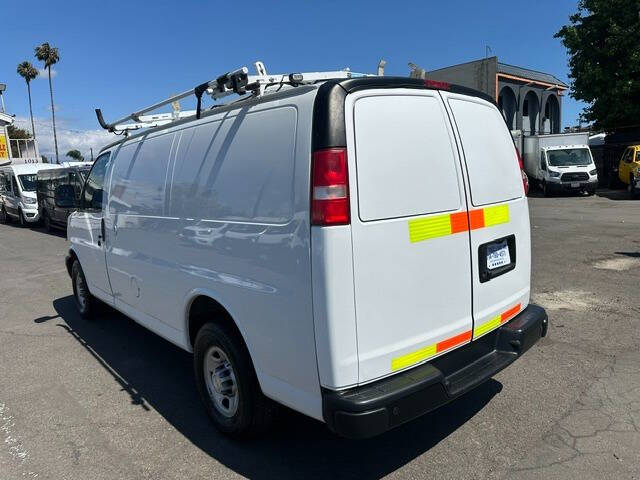 2018 Chevrolet Express 2500